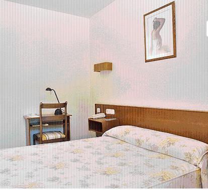 Hostal Lorentxo Olave Номер фото